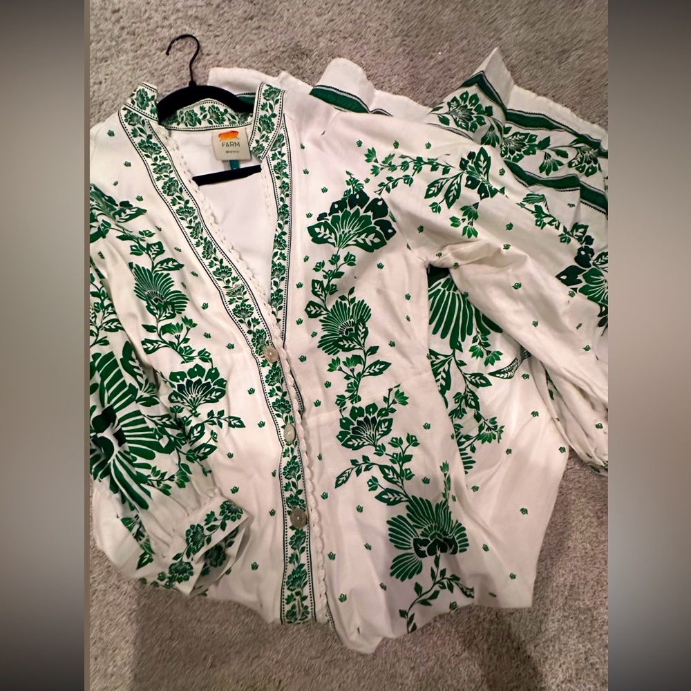 SOLD OUT Farm Rio Forest Soul Dress size M